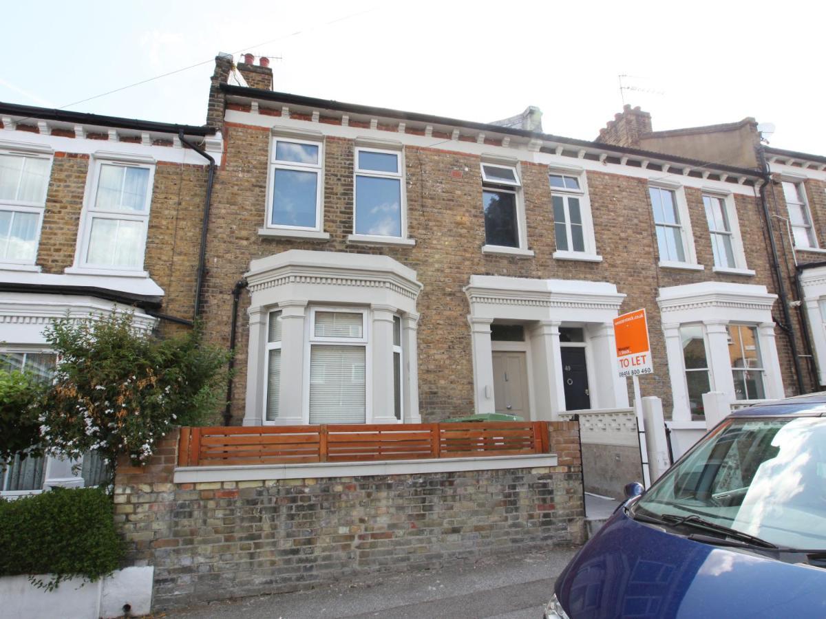 Spacious 4Br, 2Ba Home London Bagian luar foto